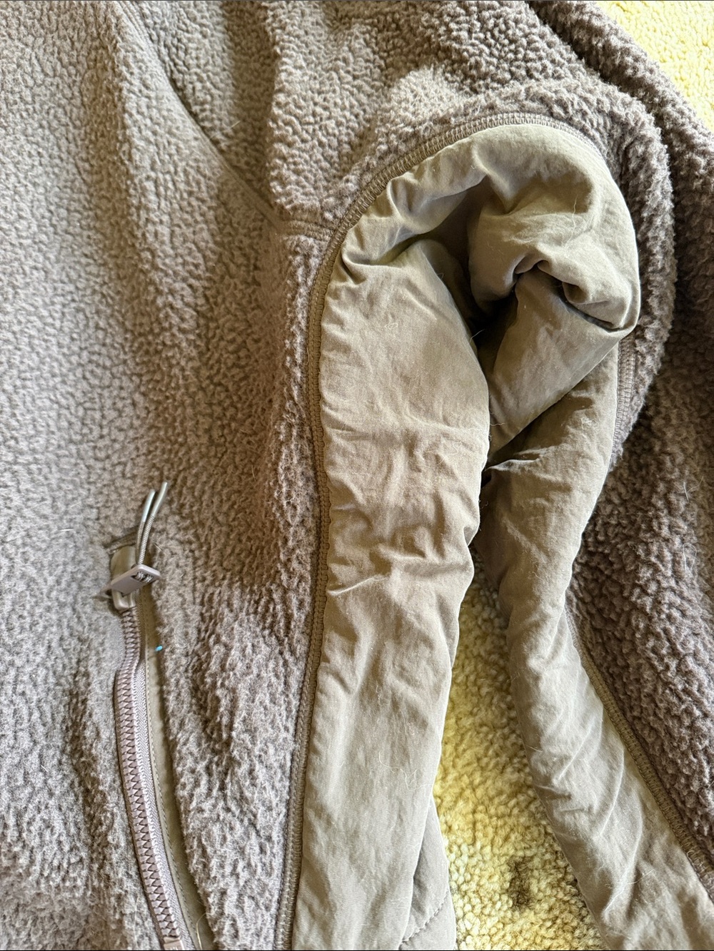 Vuori Cozy Zip-Up Puffer Fleece Jacket in Brown - Picture 3 of 5